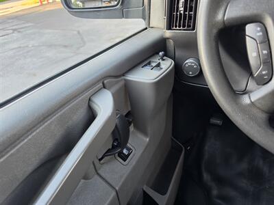 2020 Chevrolet Express 2500   - Photo 16 - Downers Grove, IL 60515