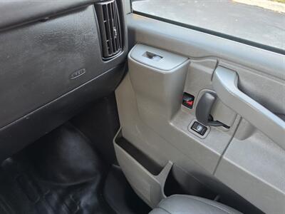 2020 Chevrolet Express 2500   - Photo 17 - Downers Grove, IL 60515