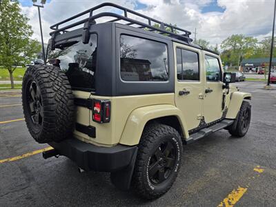 2012 Jeep Wrangler Unlimited Sahara   - Photo 14 - Downers Grove, IL 60515