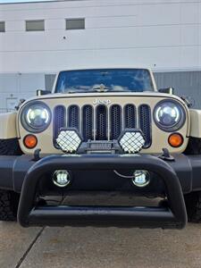 2012 Jeep Wrangler Unlimited Sahara   - Photo 26 - Downers Grove, IL 60515