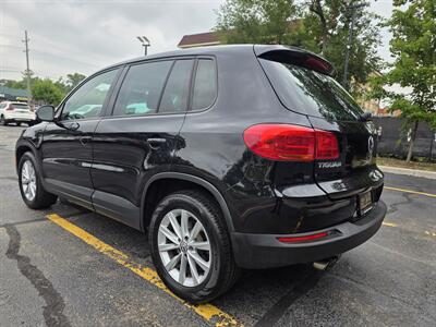 2014 Volkswagen Tiguan S 4Motion - Photo 8 - Downers Grove, IL 60515