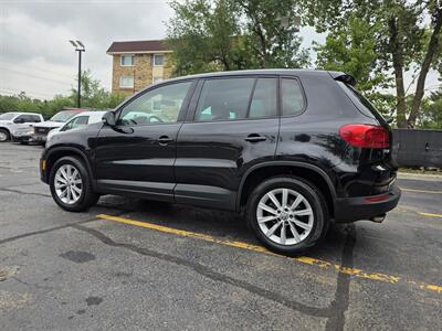2014 Volkswagen Tiguan S 4Motion - Photo 9 - Downers Grove, IL 60515