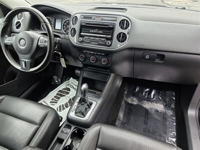 2014 Volkswagen Tiguan S 4Motion - Photo 16 - Downers Grove, IL 60515