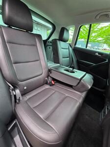 2014 Volkswagen Tiguan S 4Motion - Photo 15 - Downers Grove, IL 60515