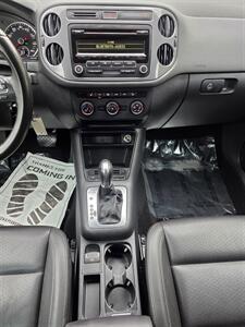 2014 Volkswagen Tiguan S 4Motion - Photo 21 - Downers Grove, IL 60515