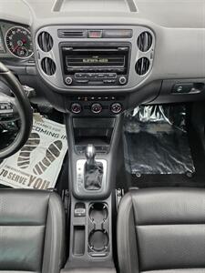 2014 Volkswagen Tiguan S 4Motion - Photo 19 - Downers Grove, IL 60515