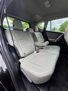 2015 Toyota RAV4 LE - Photo 12 - Downers Grove, IL 60515