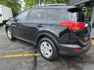 2015 Toyota RAV4 LE - Photo 7 - Downers Grove, IL 60515