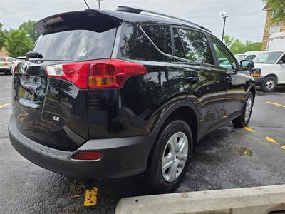 2015 Toyota RAV4 LE - Photo 5 - Downers Grove, IL 60515