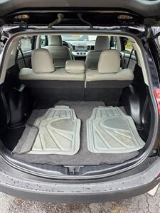2015 Toyota RAV4 LE - Photo 17 - Downers Grove, IL 60515