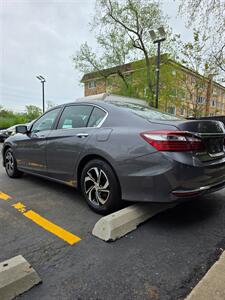 2017 Honda Accord LX   - Photo 13 - Downers Grove, IL 60515