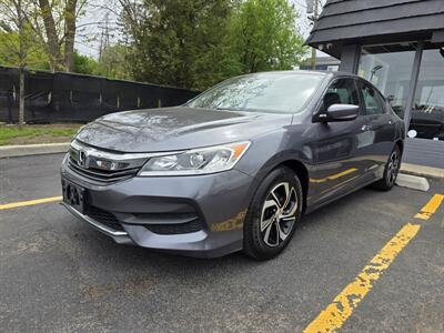 2017 Honda Accord LX   - Photo 8 - Downers Grove, IL 60515