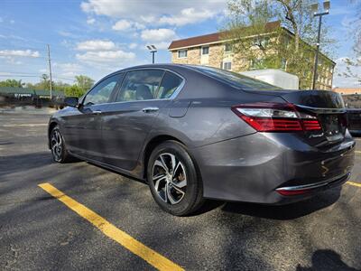 2017 Honda Accord LX   - Photo 7 - Downers Grove, IL 60515