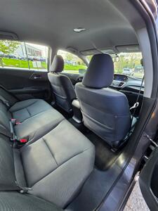 2017 Honda Accord LX   - Photo 19 - Downers Grove, IL 60515