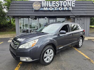 2011 Subaru Outback 2.5i Premium - Photo 1 - Downers Grove, IL 60515