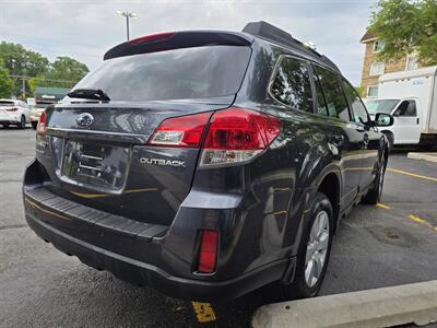 2011 Subaru Outback 2.5i Premium - Photo 5 - Downers Grove, IL 60515