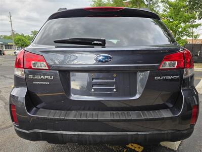 2011 Subaru Outback 2.5i Premium - Photo 6 - Downers Grove, IL 60515