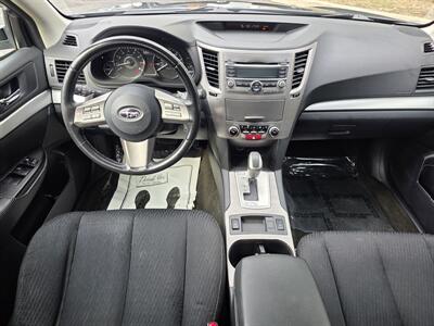 2011 Subaru Outback 2.5i Premium - Photo 16 - Downers Grove, IL 60515