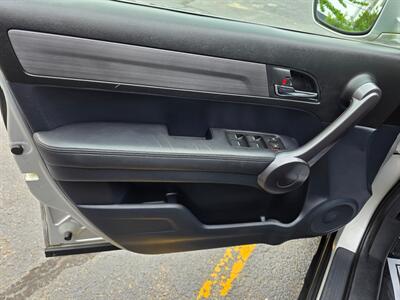2009 Honda CR-V EX-L - Photo 13 - Downers Grove, IL 60515