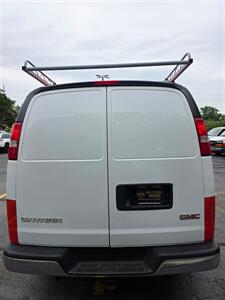 2017 GMC Savana 3500   - Photo 7 - Downers Grove, IL 60515