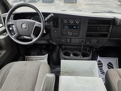 2017 GMC Savana 3500   - Photo 14 - Downers Grove, IL 60515