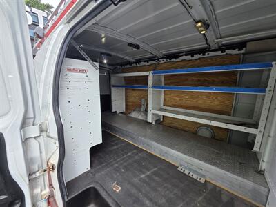 2017 GMC Savana 3500   - Photo 24 - Downers Grove, IL 60515