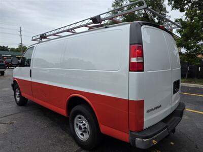 2017 GMC Savana 3500   - Photo 8 - Downers Grove, IL 60515
