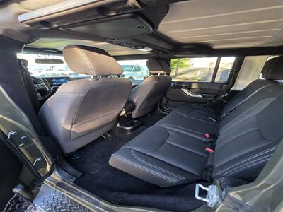 2015 Jeep Wrangler Unlimited Sahara - Photo 9 - Downers Grove, IL 60515