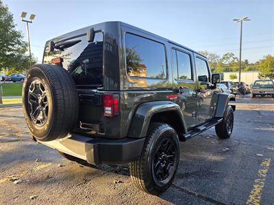 2015 Jeep Wrangler Unlimited Sahara - Photo 5 - Downers Grove, IL 60515
