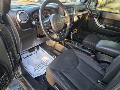 2015 Jeep Wrangler Unlimited Sahara - Photo 7 - Downers Grove, IL 60515