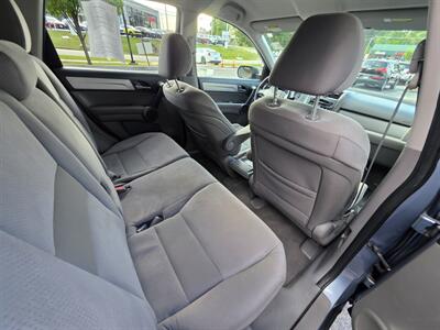 2011 Honda CR-V SE - Photo 13 - Downers Grove, IL 60515
