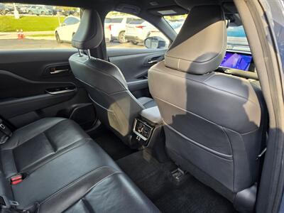 2025 Toyota Crown Signia XLE   - Photo 11 - Downers Grove, IL 60515