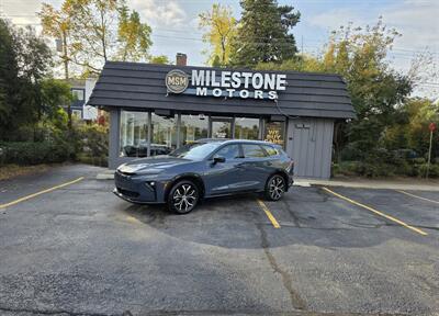 2025 Toyota Crown Signia XLE   - Photo 1 - Downers Grove, IL 60515