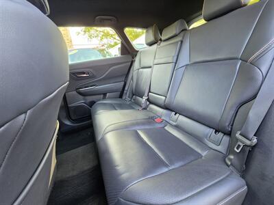 2025 Toyota Crown Signia XLE   - Photo 10 - Downers Grove, IL 60515