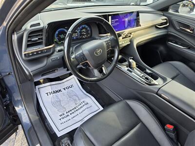 2025 Toyota Crown Signia XLE   - Photo 7 - Downers Grove, IL 60515