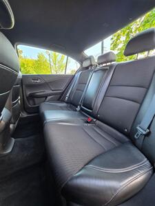 2016 Honda Accord Sport   - Photo 21 - Downers Grove, IL 60515
