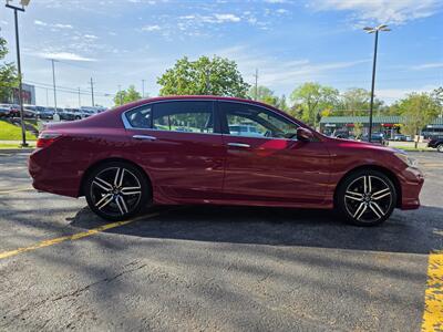 2016 Honda Accord Sport   - Photo 9 - Downers Grove, IL 60515