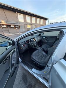 2013 Hyundai ELANTRA GLS   - Photo 10 - Denver, CO 80222