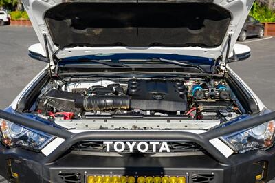 2017 Toyota 4Runner TRD Off-Road Premium Sport Utility 4D   - Photo 10 - Santa Clara, CA 95051