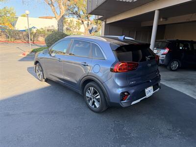 2020 Kia Niro EX Premium   - Photo 3 - Santa Clara, CA 95051