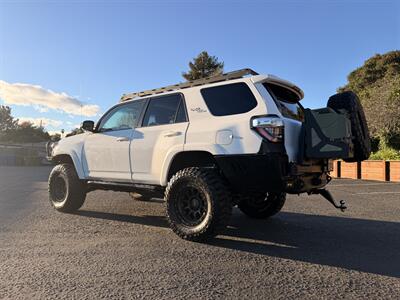 2017 Toyota 4Runner TRD Off-Road Premium   - Photo 10 - Santa Clara, CA 95051