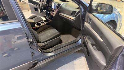 2013 Subaru Outback 2.5i Premium - Photo 13 - Santa Clara, CA 95051