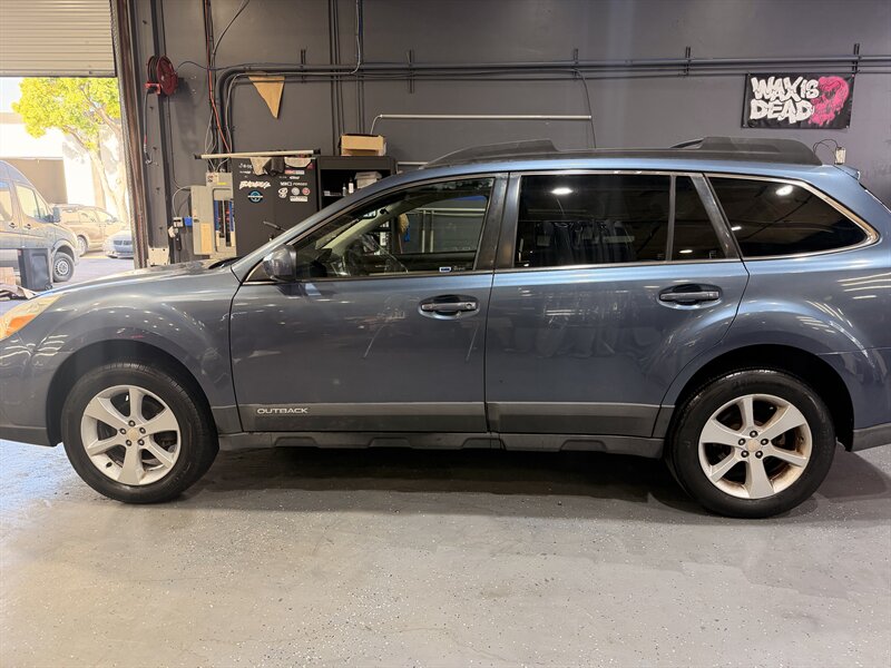 2013 Subaru Outback Premium - Photo 7