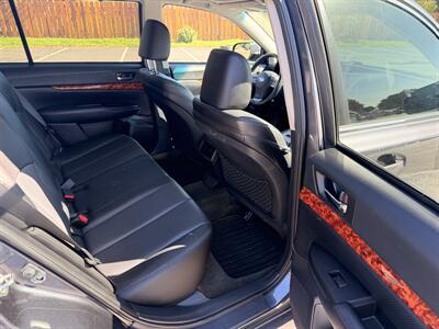 2012 Subaru Outback 2.5i Limited - Photo 6 - Santa Clara, CA 95051
