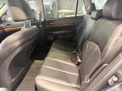 2012 Subaru Outback 2.5i Limited   - Photo 11 - Santa Clara, CA 95051