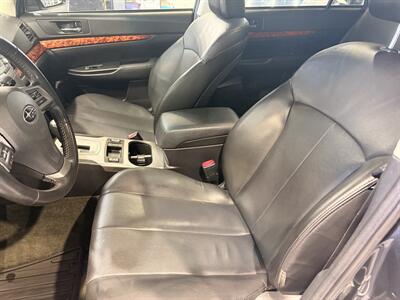 2012 Subaru Outback 2.5i Limited   - Photo 8 - Santa Clara, CA 95051