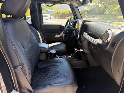 2015 Jeep Wrangler Unlimited Sahara   - Photo 7 - Santa Clara, CA 95051