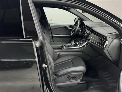 2025 Audi Q8 quattro Premium 55 TFSI   - Photo 11 - San Diego, CA 92121