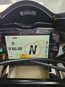 2024 Ducati Panigale V4 R   - Photo 6 - San Diego, CA 92121
