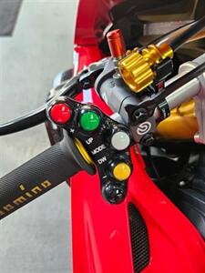 2024 Ducati Panigale V4 R   - Photo 11 - San Diego, CA 92121